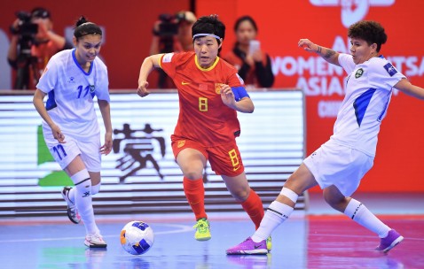 星空体育官网登录网址-一支杰出的女子队伍在足球赛事中获得胜利