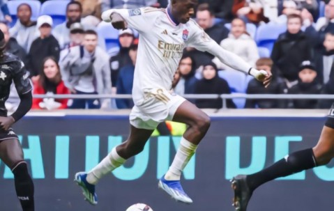 星空体育网页版-拜仁慕尼黑状态低迷，欧战资格悬疑的简单介绍