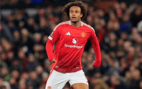 星空体育新闻-埃弗顿和曼联打平，战绩稳定