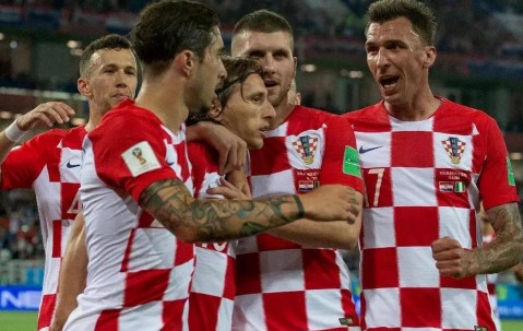 星空体育馆-包含德国以惨败告终,欧预赛梦碎无缘下一轮的词条