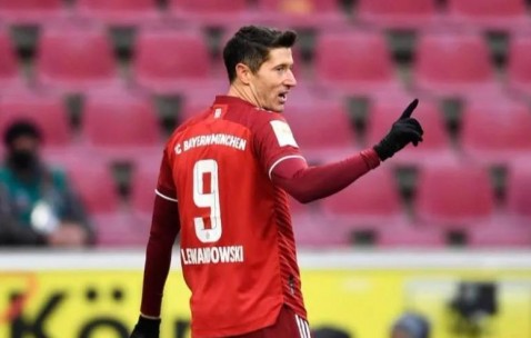 星空体育链接-路军领跑射手榜，德甲射手争夺激烈的简单介绍