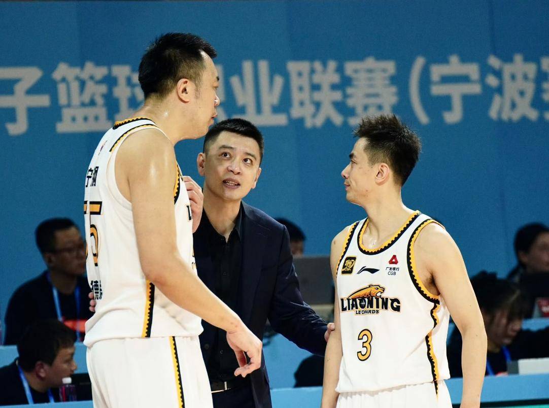 关于辽宁男篮取得势不可挡的胜利，扬名西部的信息