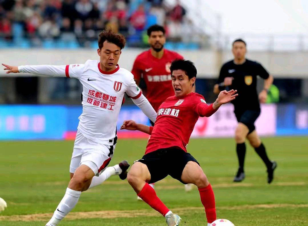 中超联赛最新消息：球队士气高涨，期待更好表现