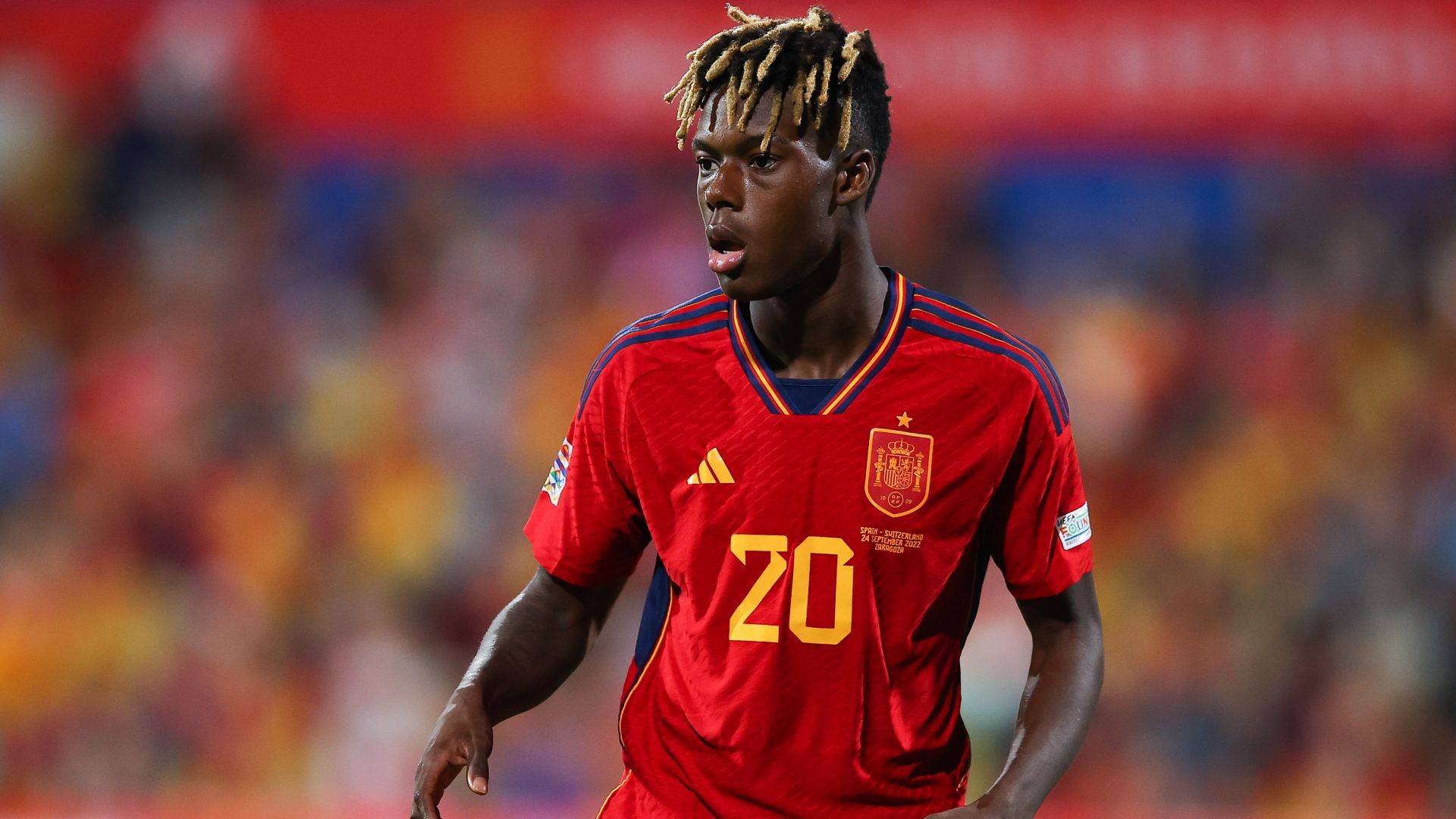 欧洲足球赛事十分激烈，球员实力精彩绝伦表现