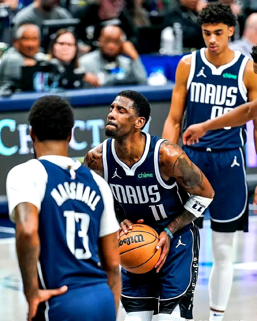 包含篮网背靠背负于公牛，欧文30分难救主的词条