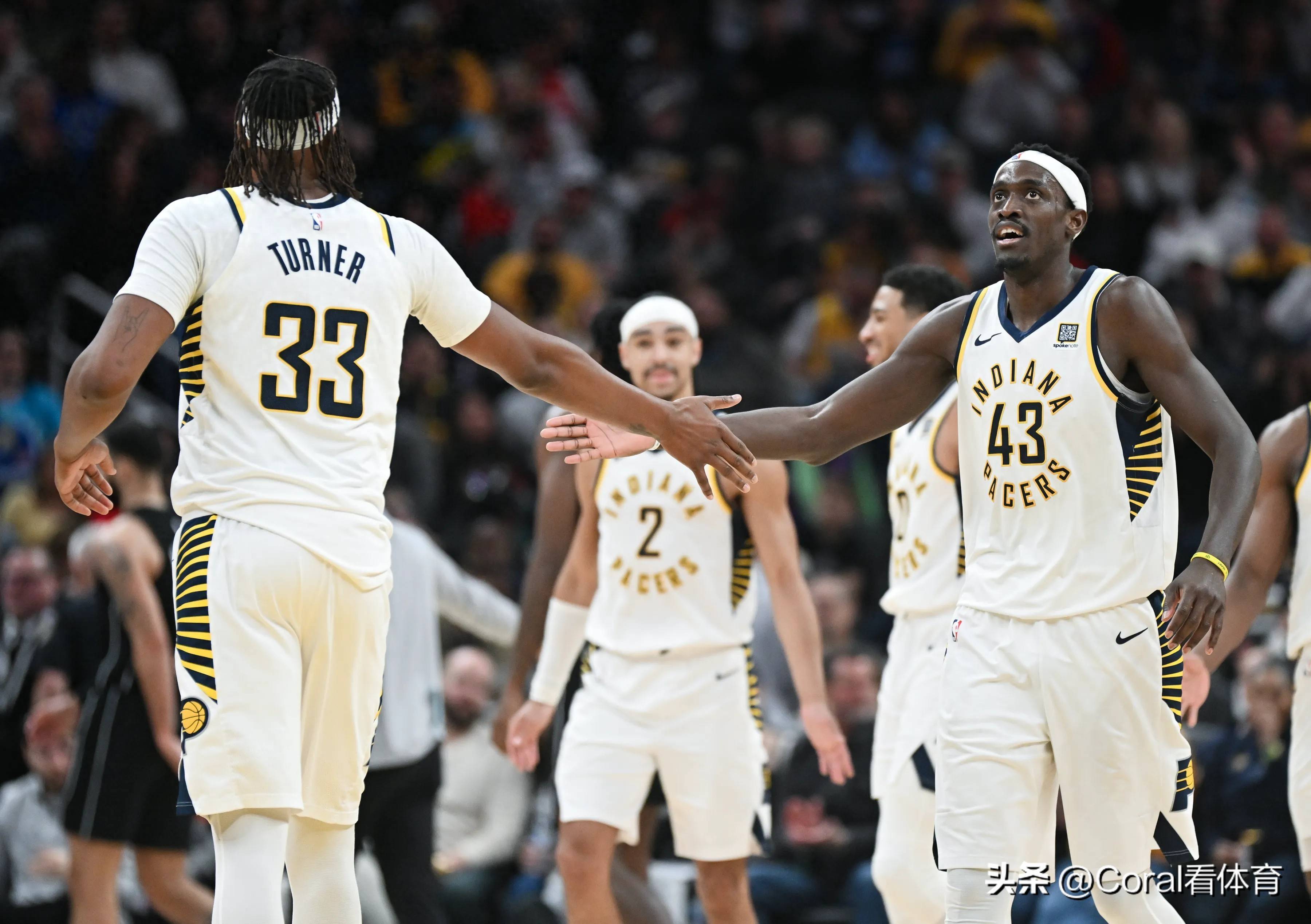 雄鹿客场逆转步行者获得胜利，米德尔顿30分发威