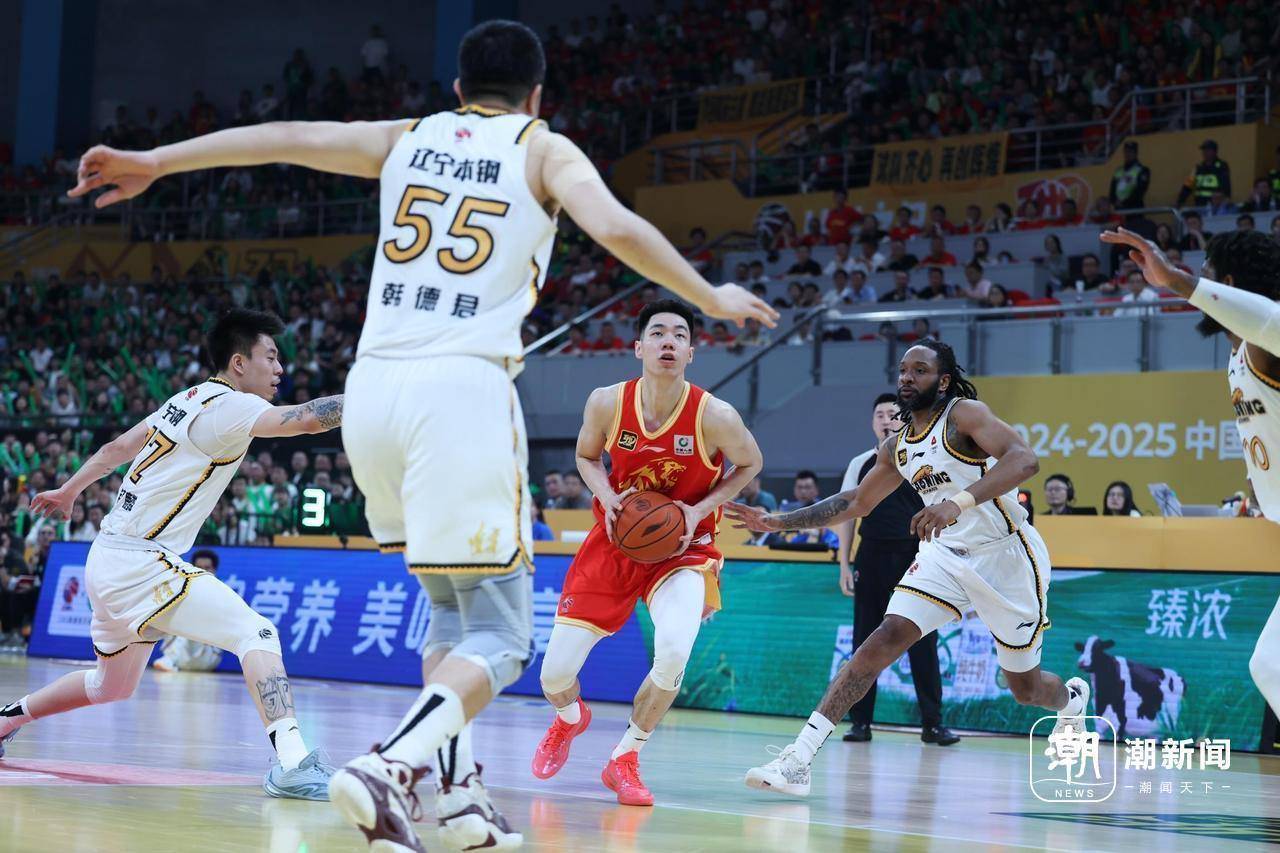 浙江男篮全队发威，大胜对手
